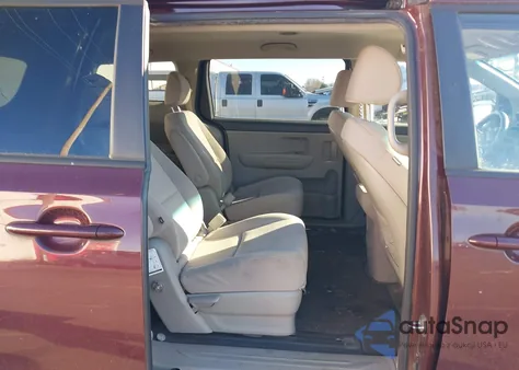 2015 Kia Sedona Lx из США, поврежденный, VIN KNDMB5C1XF6037205